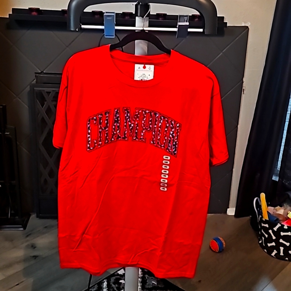 Champion T shirt